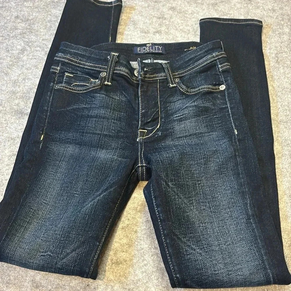 Fidelity  Ace Mid Rise Ultra Slim, Dark Wash. Size 27. - Picture 7 of 12